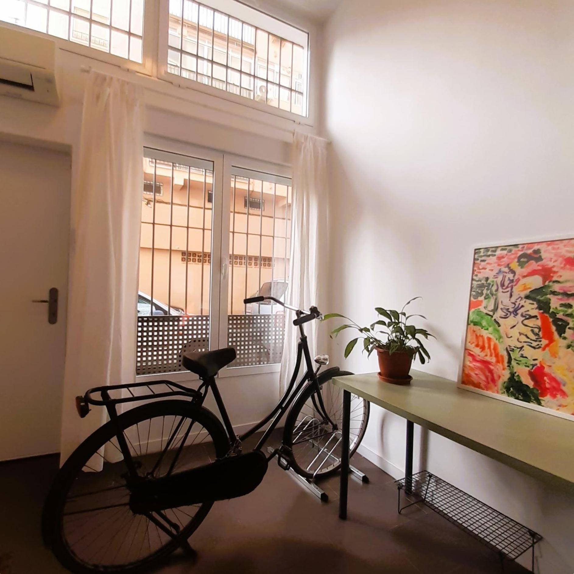La Caramba Amplio Apartamento En La Playa Малага Экстерьер фото